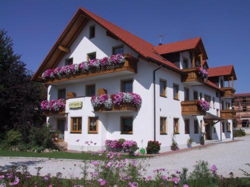 Hotel Garni Hopfengold Вольнцах Экстерьер фото