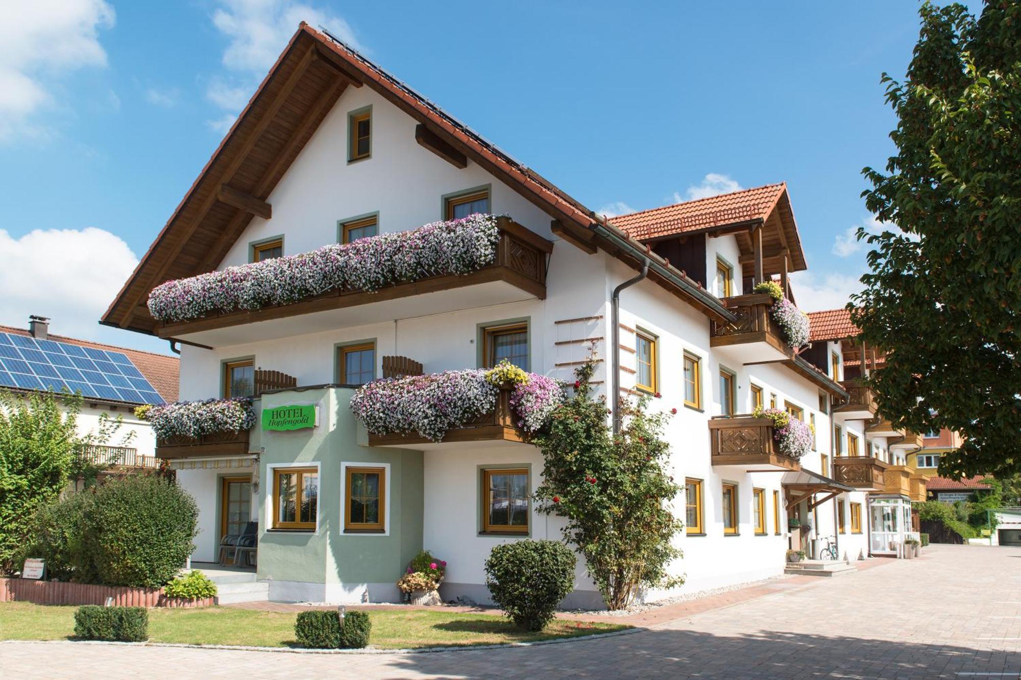 Hotel Garni Hopfengold Вольнцах Экстерьер фото