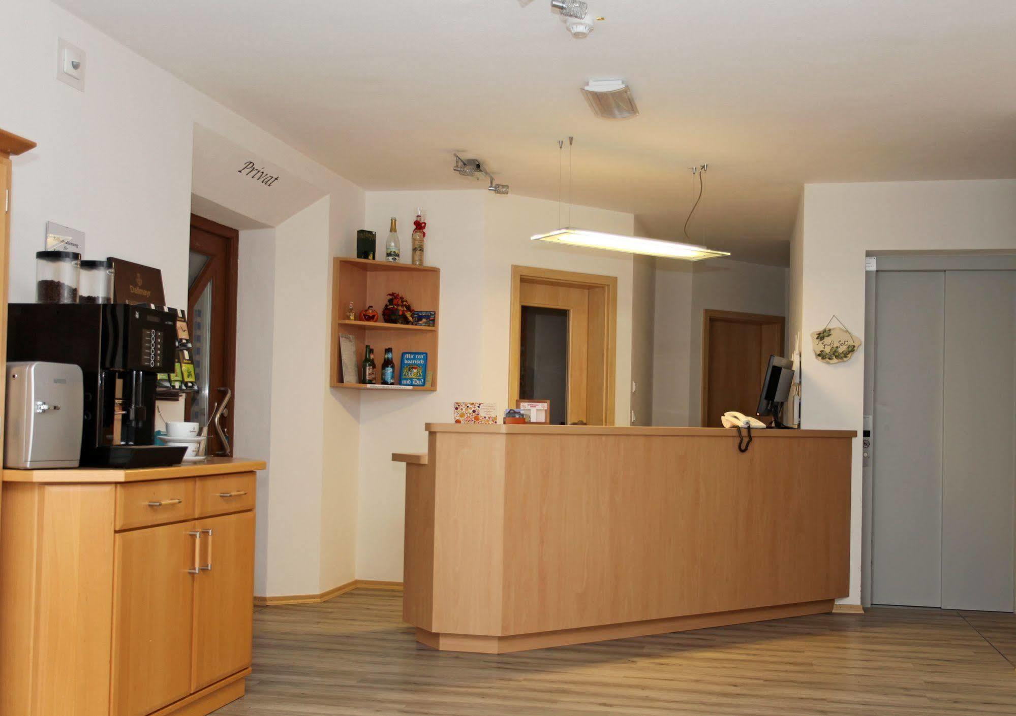 Hotel Garni Hopfengold Вольнцах Экстерьер фото