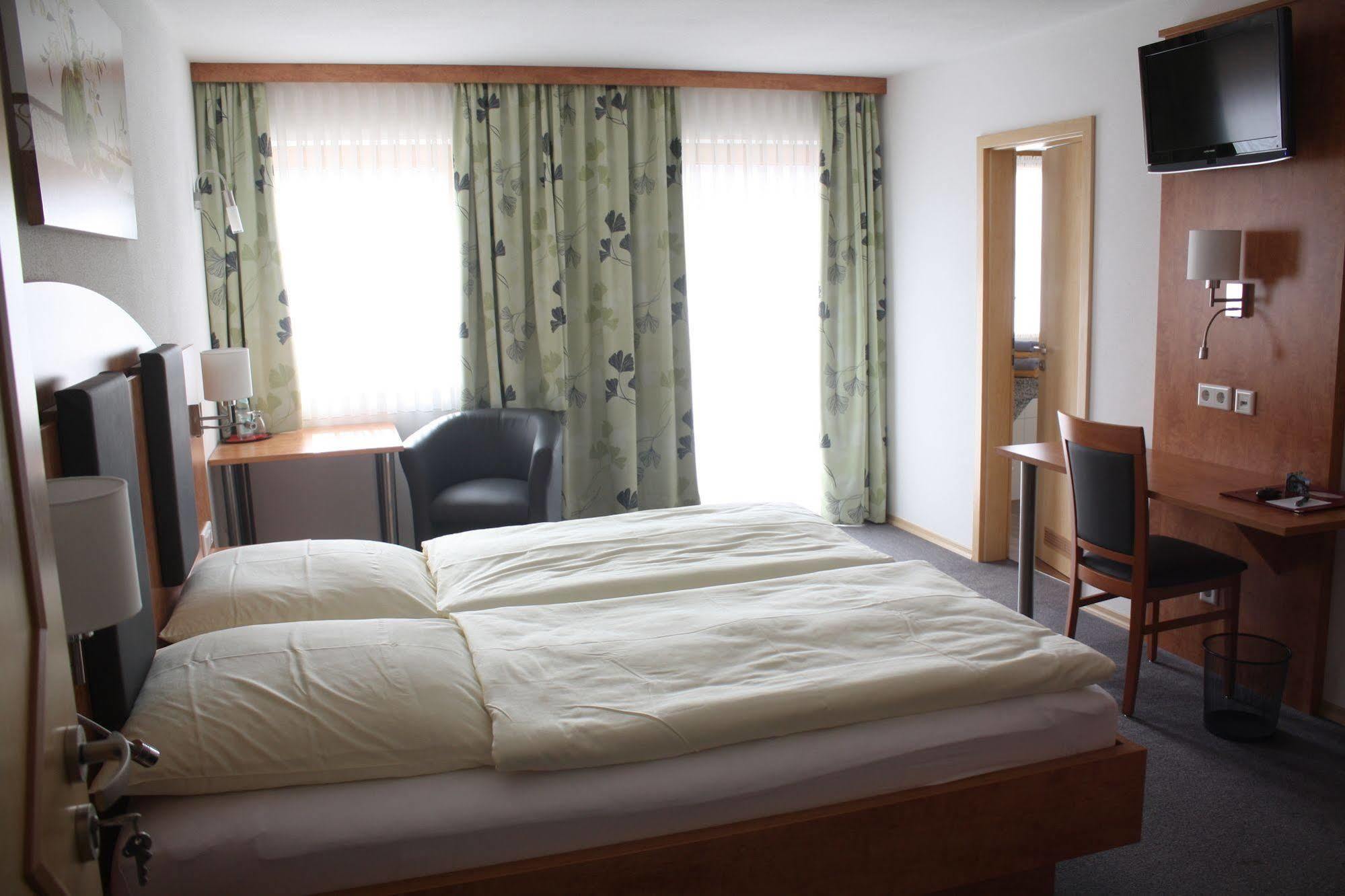 Hotel Garni Hopfengold Вольнцах Экстерьер фото