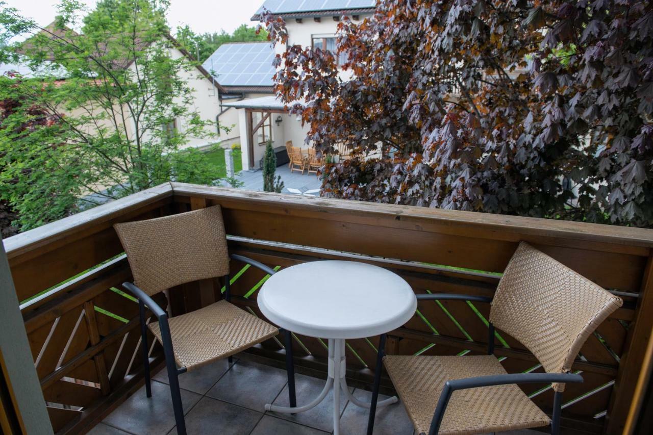 Hotel Garni Hopfengold Вольнцах Экстерьер фото